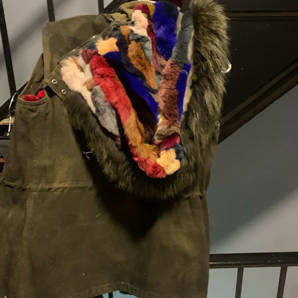 J.military by Jocelyn fur lined hooded vest - Picture 9 of 14